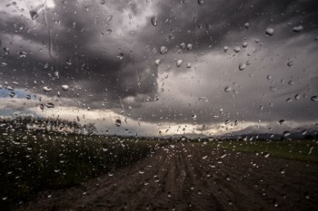 Lieve cedimento anticiclonico sull’Italia : Giovedì e Venerdì con qualche pioggia e rovescio!
