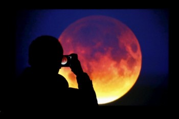 Eclissi di Superluna rossa: sarà uno spettacolo imperdibile