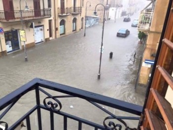 Alluvione in Sicilia 9 Settembre 2015, Giardini Naxos e Taormina sommerse