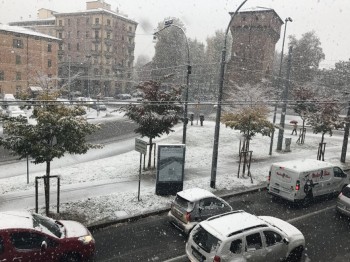 Neve inaspettata a Bologna! LE IMMAGINI.