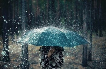 Italia perturbata in Settimana: Maltempo in azione con pioggia e calo termico!