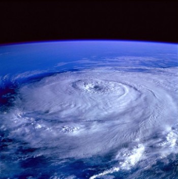 Uragano Leslie pronto all’impatto: Portogallo e Spagna in allerta per le prossime ore!